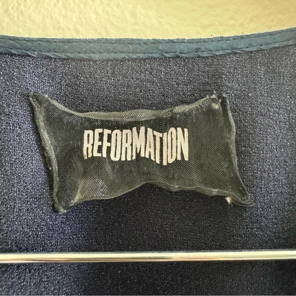 Reformation Navy Blue Kai Front Tie Wrap Maxi Dress Size XS - Picture 12 of 13